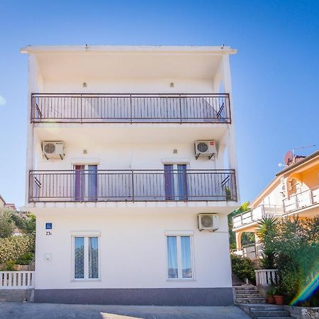 Cheap Apartment Tanja Трогір Екстер'єр фото