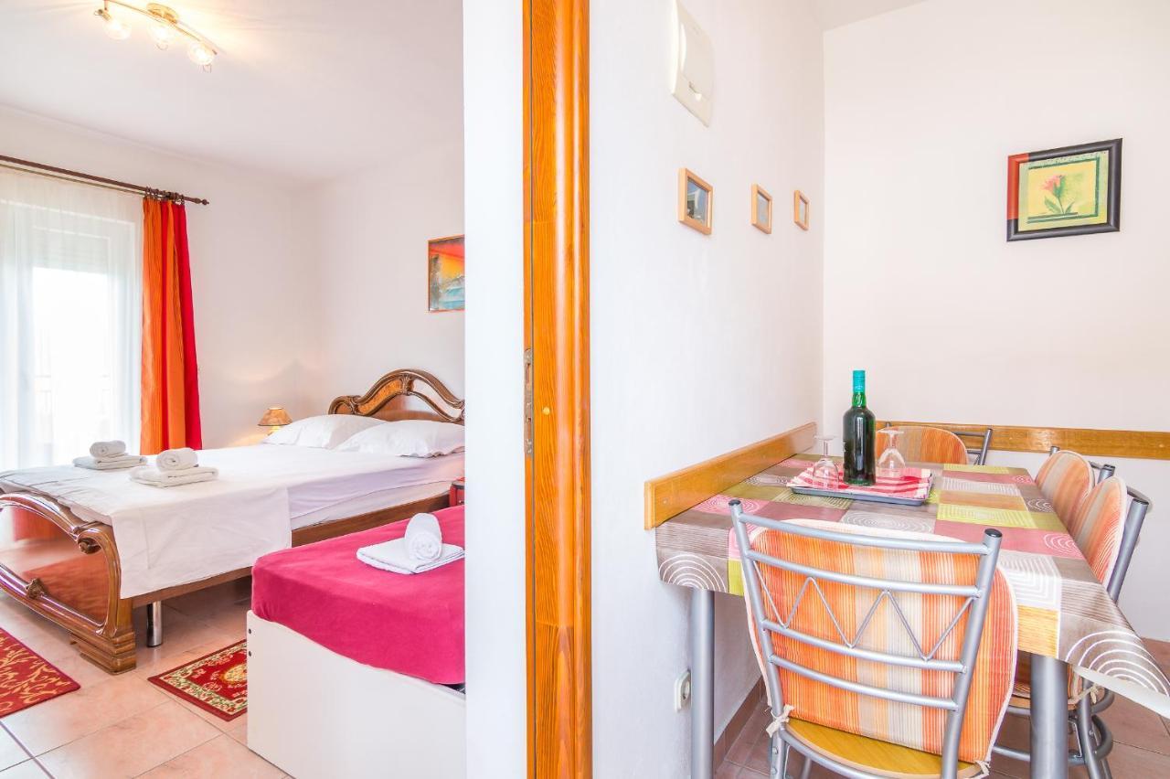 Cheap Apartment Tanja Трогір Екстер'єр фото