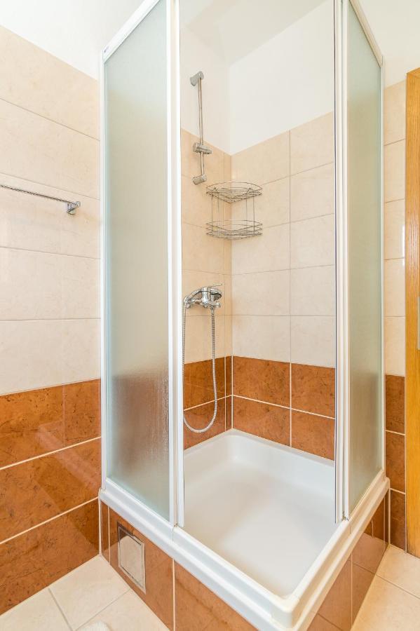 Cheap Apartment Tanja Трогір Екстер'єр фото